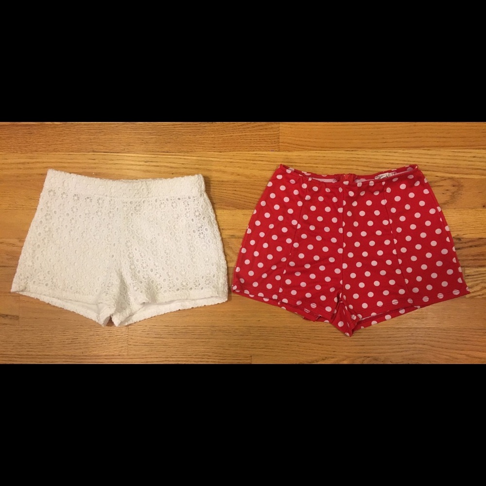 Cute lace and polka dot shorts!
